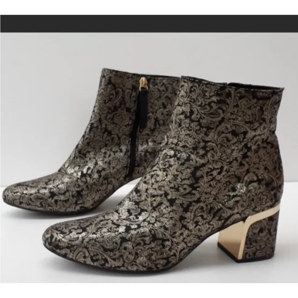 DKNY black gold baroque damask boots size 7 1/2